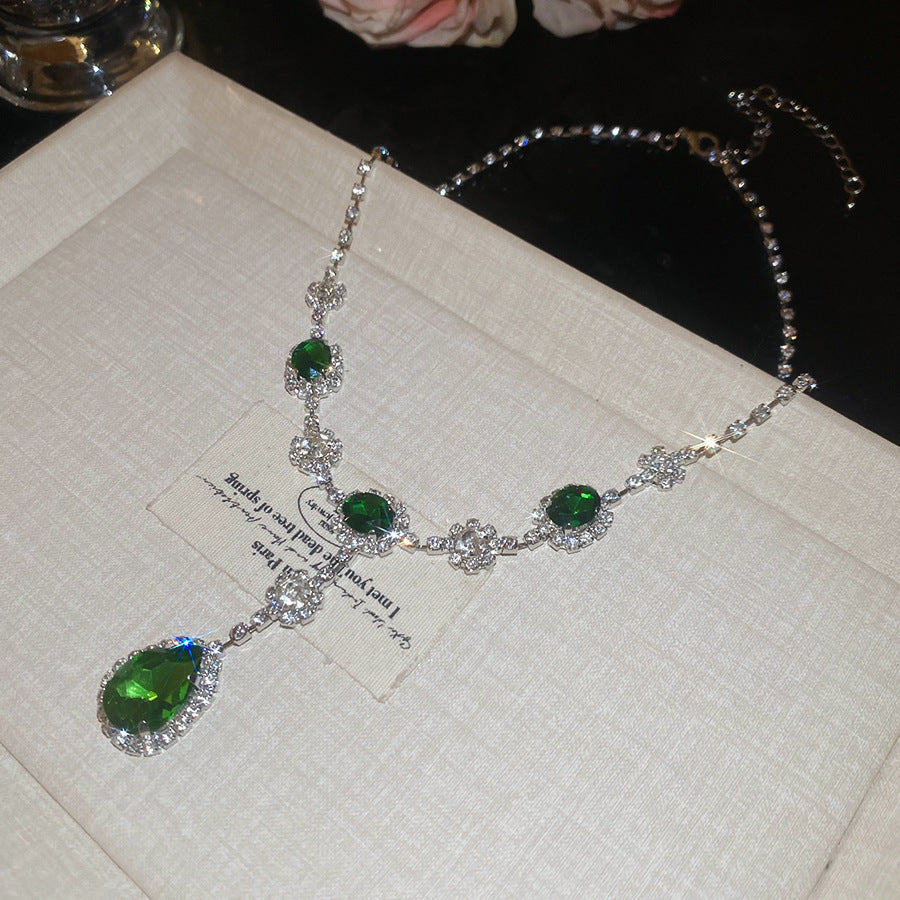 Leaf Zircon Set